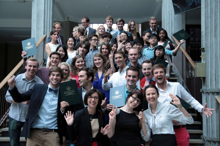 A group of SUW students