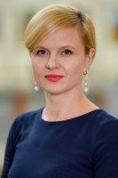 prof. Katarzyna Pisarska